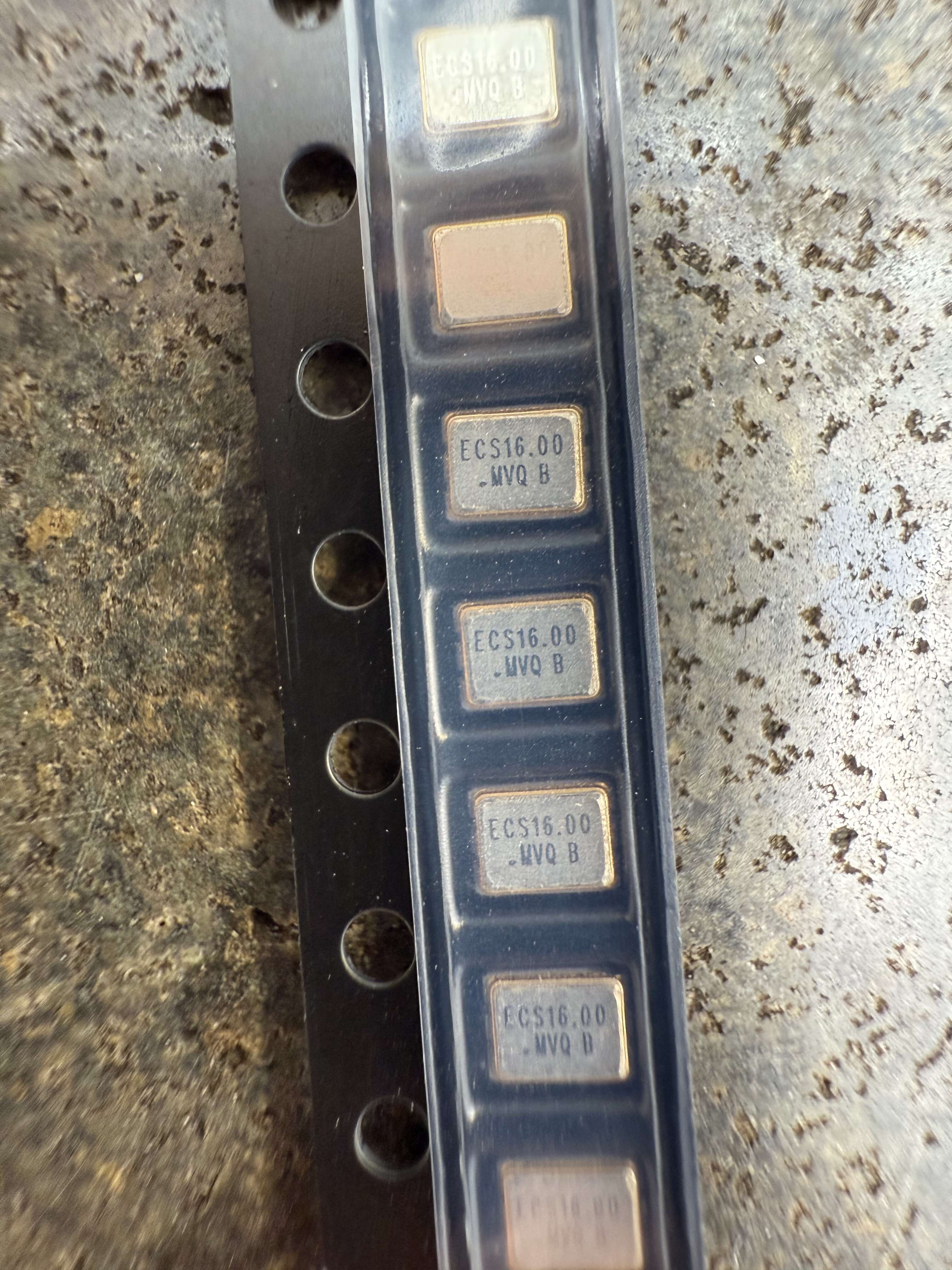 ECS Inc. International ECS-3225MVQ-160-BS - product and label photo 37