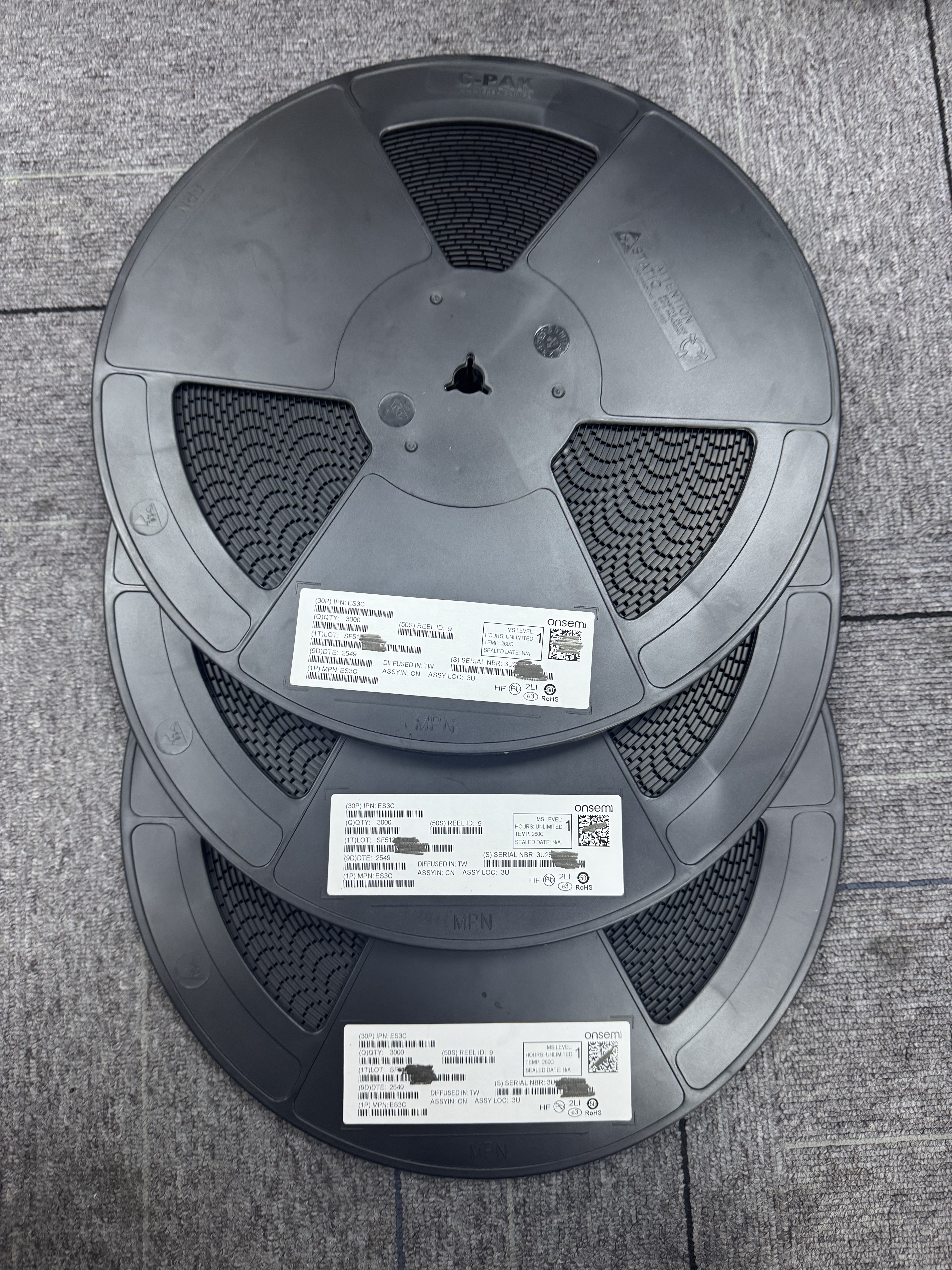 onsemi ES3C - product and label photo 35